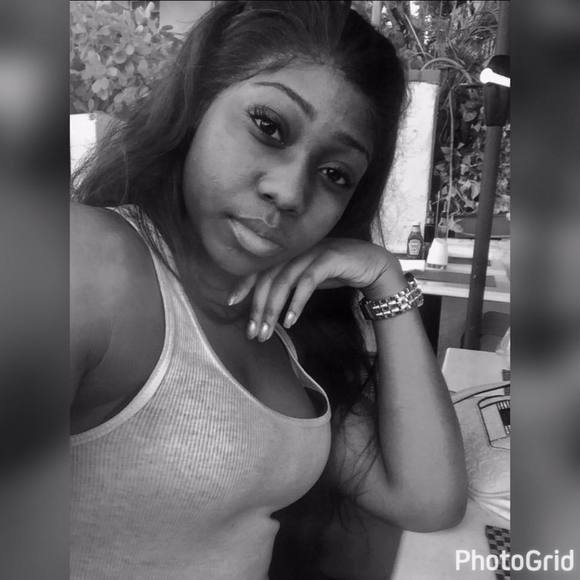 Meet your Posher, Pattiee - Picture 1 of 1